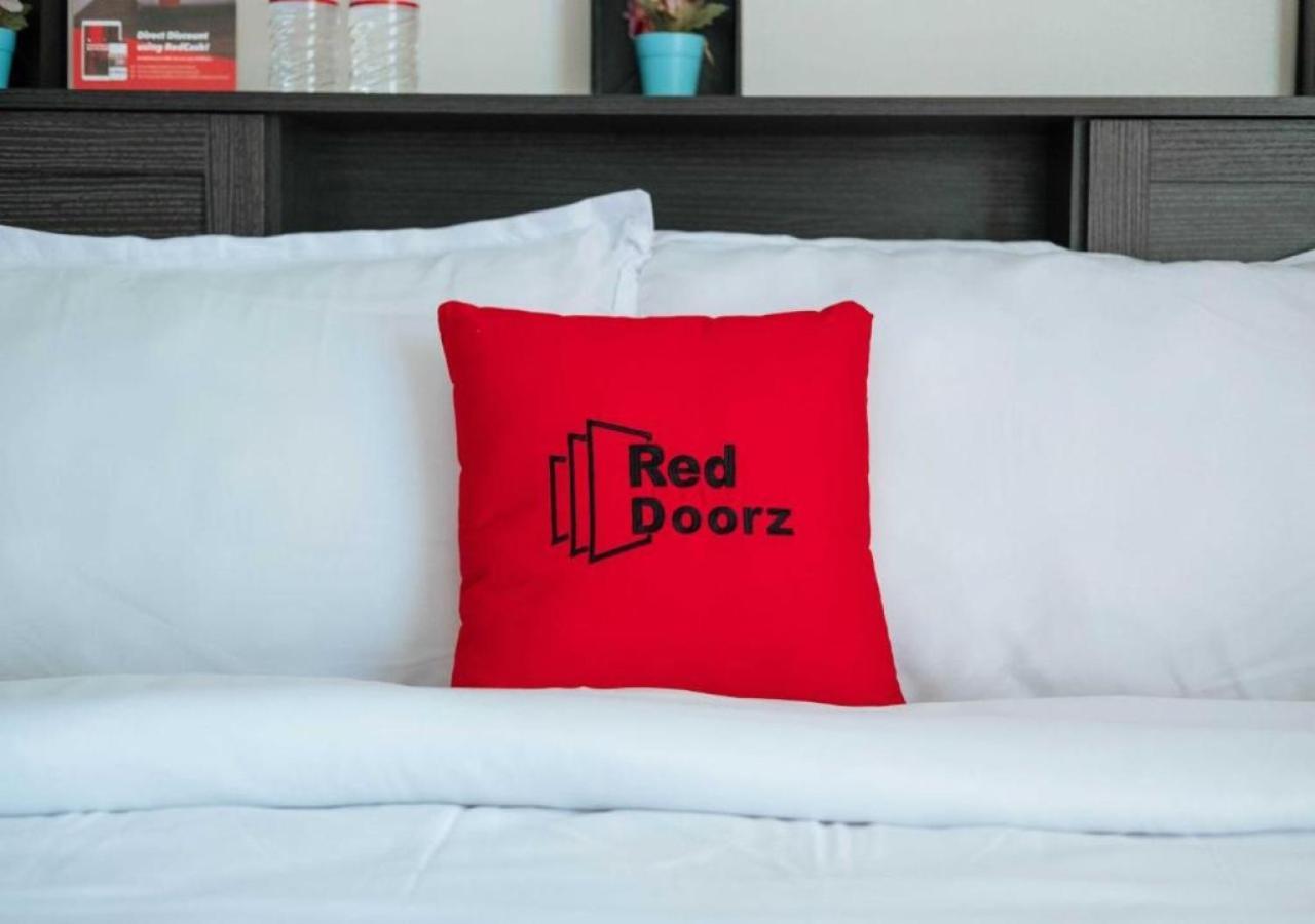 Reddoorz Plus Near Mango Avenue Cebu Buitenkant foto