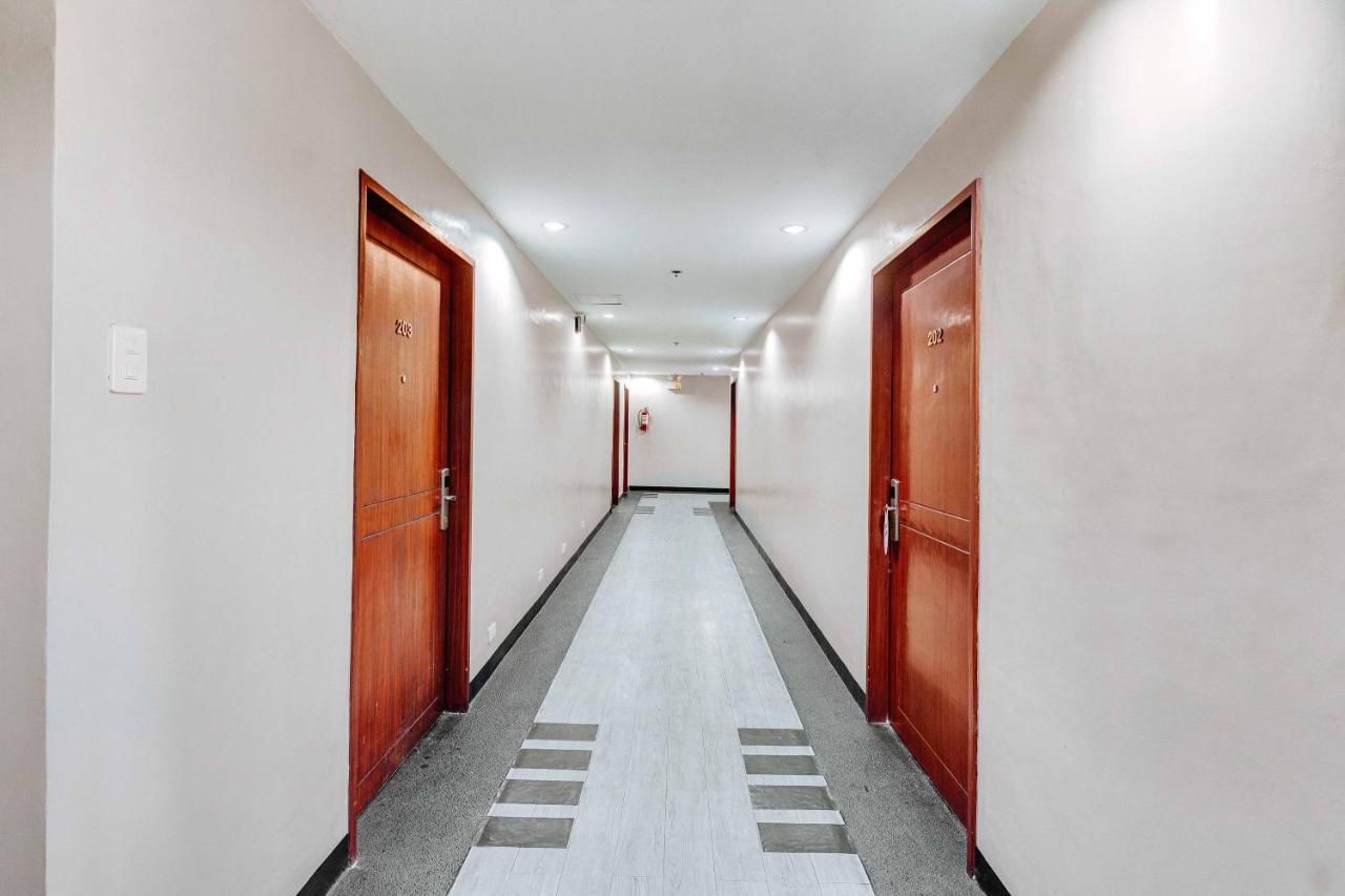 Reddoorz Plus Near Mango Avenue Cebu Buitenkant foto